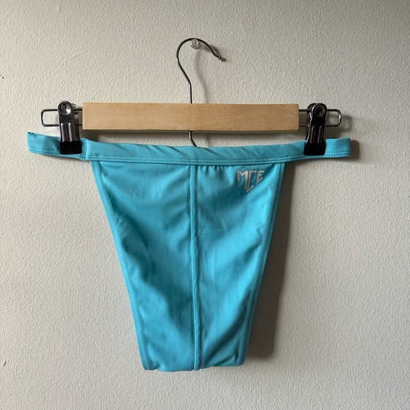 MCE Speedo - Picture 2 of 2